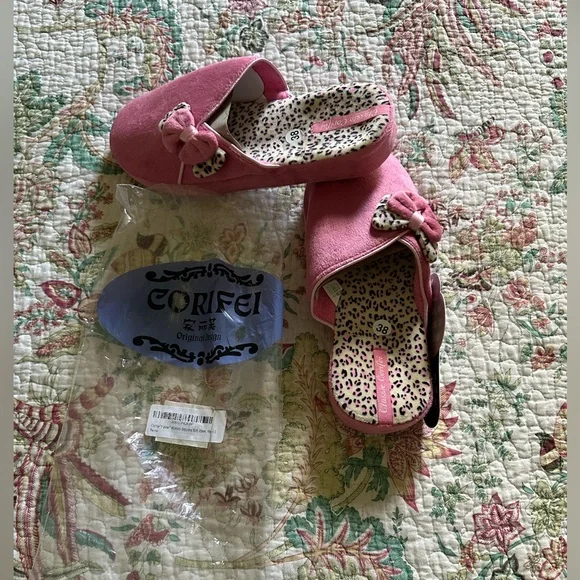 Pink Women's Slippers - Picture 3 of 7